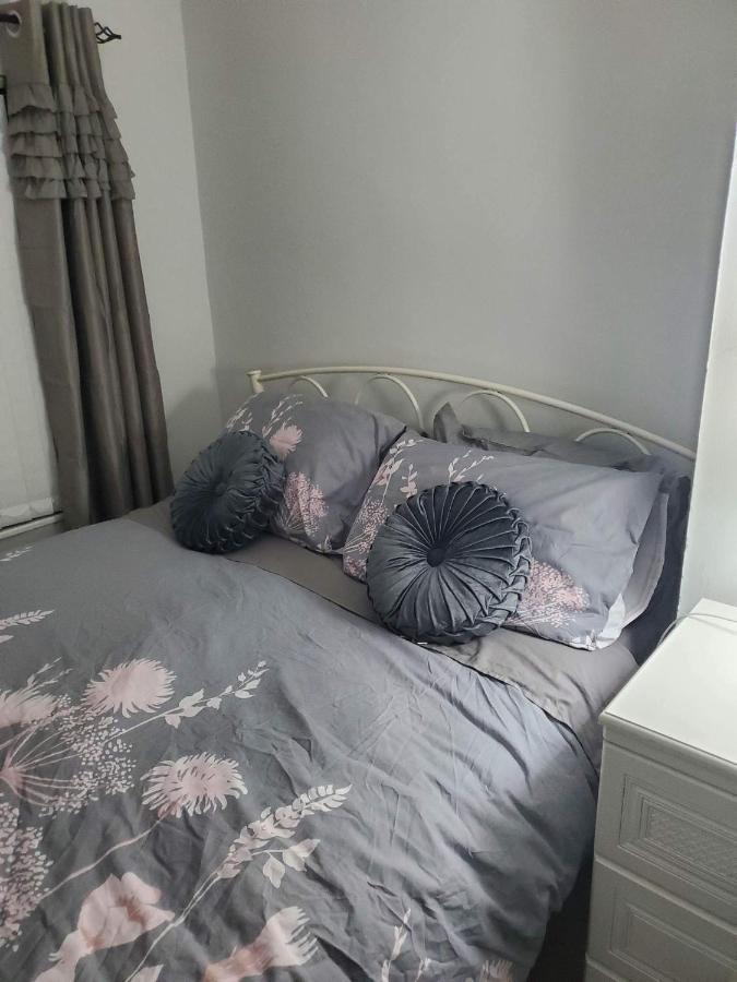 Minimum Stay Two Nights Larne Bagian luar foto